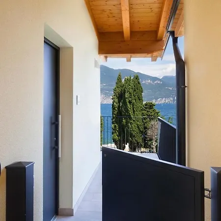 Modern With View Daire