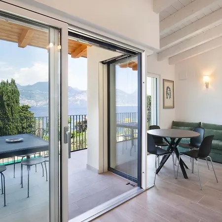 Modern With View Daire