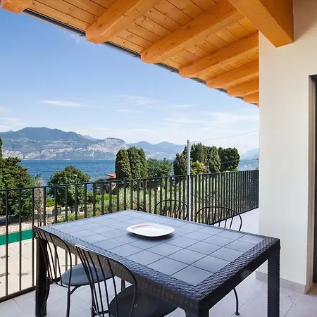 Modern With View Daire *